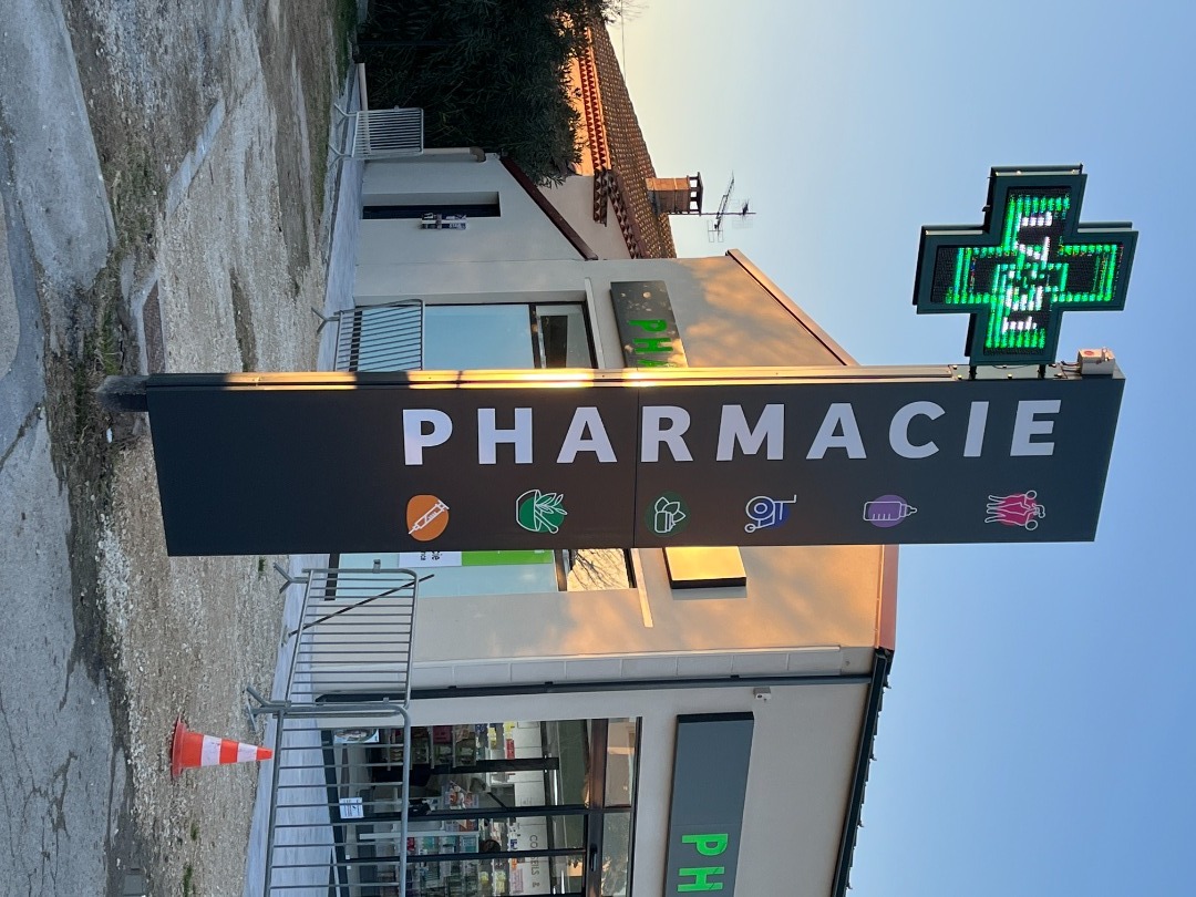 PHARMACIE FOURQUES (30)